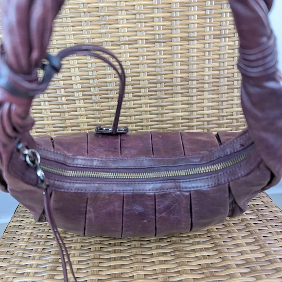 Donald J Pliner Purple Burgundy Soft Leather Hobo Shoulder Bag Purse - Picture 3 of 13